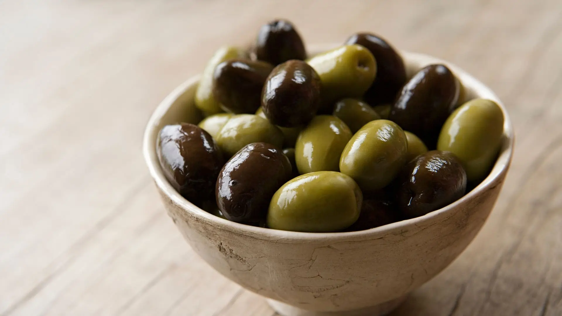 10 Reasons to Eat Olives
