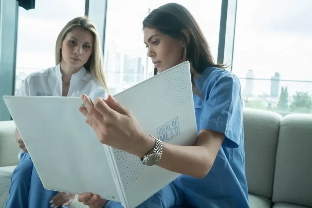 Patient discussion at office